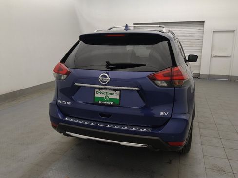 Used 2019 Nissan Rogue SV w/ Premium Package image 7