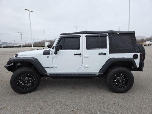 Used 2015 Jeep Wrangler Unlimited Sport w/ Quick Order Package 24S image 10