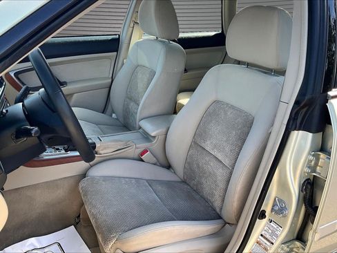 Used 2005 Subaru Outback 2.5i AWD/4WD image 20