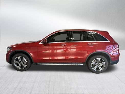 Used 2022 Mercedes-Benz GLC 300 4MATIC image 4
