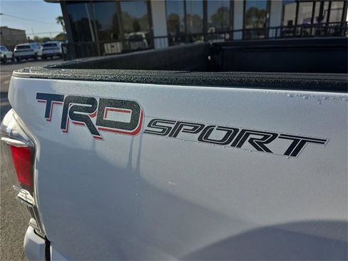 Used 2021 Toyota Tacoma TRD Sport image 24