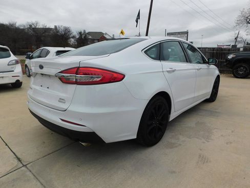 Used 2019 Ford Fusion SEL image 8