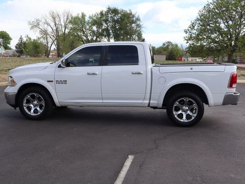 Used 2017 RAM 1500 Laramie w/ Convenience Group AWD/4WD image 9