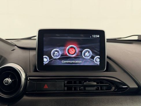 Used 2017 MAZDA MX-5 Miata RF Grand Touring image 17