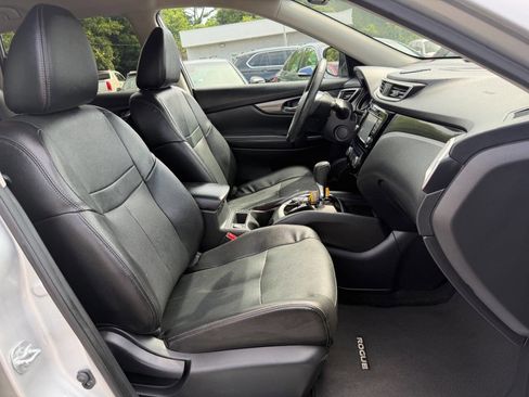 Used 2016 Nissan Rogue SL AWD/4WD image 15