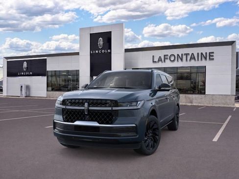 New 2025 Lincoln Navigator L Reserve w/ Jet Appearance Package AWD/4WD image 2