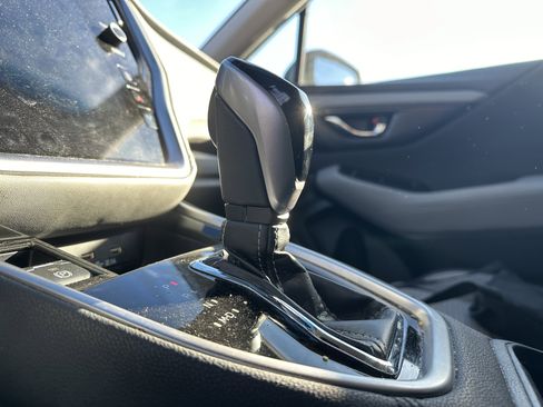 Used 2021 Subaru Outback Premium image 18