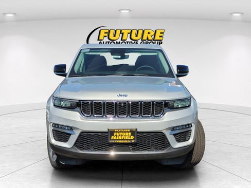 New 2024 Jeep Grand Cherokee Limited 4xe w/ Luxury Tech Group II image 2
