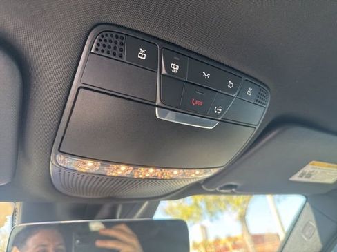 Used 2022 Mercedes-Benz GLC 300 w/ Premium Package Lite image 20