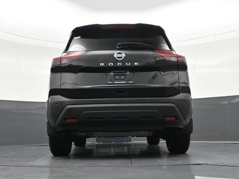 Used 2021 Nissan Rogue S image 27