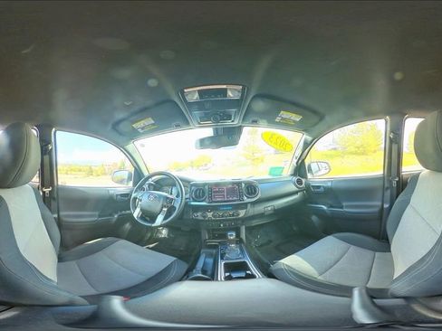 Used 2023 Toyota Tacoma TRD Off-Road image 37