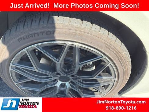 Used 2021 Nissan Altima 2.5 SR w/ SR Premium Package FWD image 3