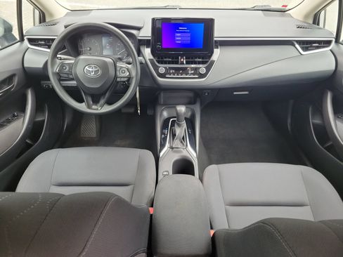 Used 2024 Toyota Corolla LE FWD image 4