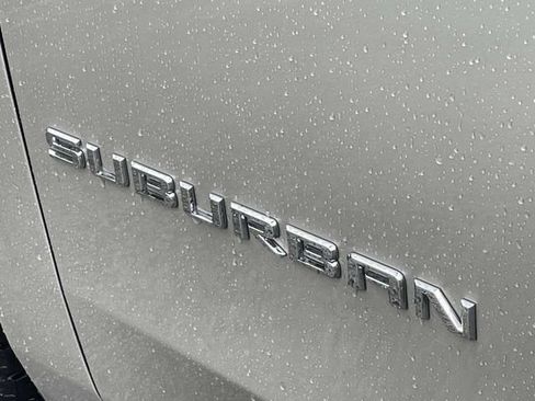 Used 2024 Chevrolet Suburban LT w/ LT Signature Package AWD/4WD image 11
