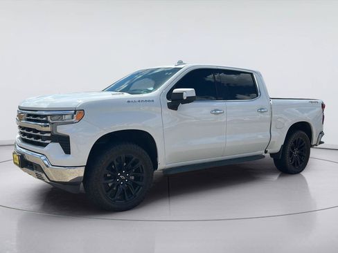 Used 2022 Chevrolet Silverado 1500 LTZ w/ LTZ Premium Texas Edition AWD/4WD image 3