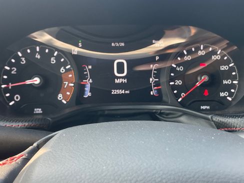 Used 2025 Jeep Compass Trailhawk AWD/4WD image 13