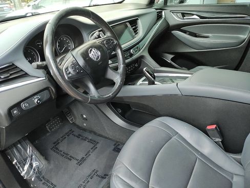 Used 2019 Buick Enclave Premium w/ LPO, Hit The Road Package FWD image 24