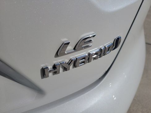 Certified 2024 Toyota Corolla LE FWD image 9