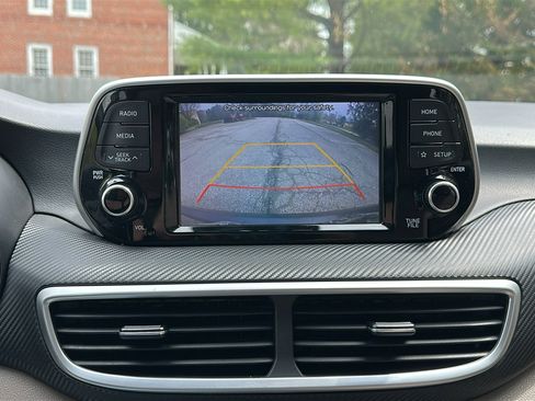 Used 2019 Hyundai Tucson SE image 20