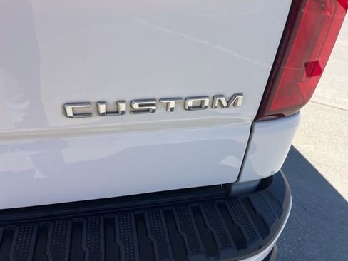 Used 2021 Chevrolet Silverado 1500 Custom w/ Safety Confidence Package image 7