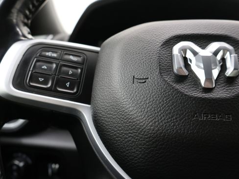 Used 2021 RAM 3500 Big Horn w/ Night Edition image 15