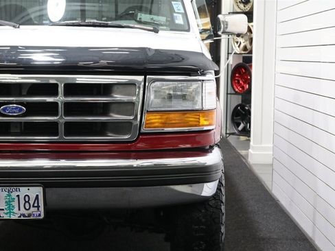 Used 1995 Ford F250 XLT image 54