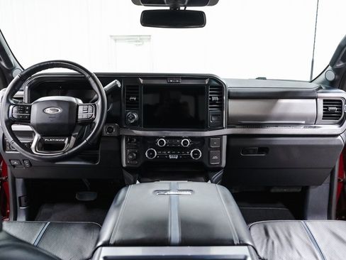 Used 2025 Ford F250 Platinum w/ FX4 Off-Road Package image 9