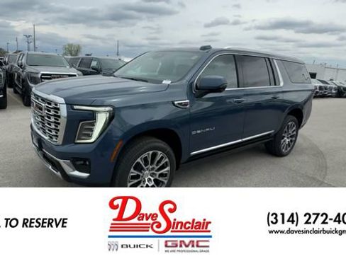 New 2026 GMC Yukon XL Denali w/ Denali Reserve Package AWD/4WD image 4