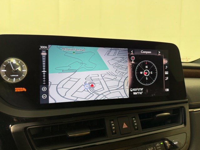 Used 2022 Lexus ES 300h w/ Premium Package FWD image 20