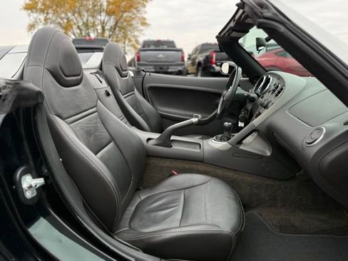 Used 2006 Pontiac Solstice Convertible w/ Premium Package image 15