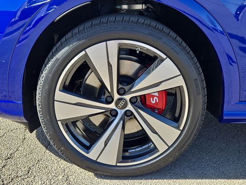 New 2026 Audi SQ5 Premium Plus image 11