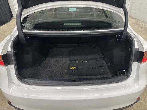 Used 2019 Lexus IS 300 F Sport w/ F Sport Package AWD/4WD image 32