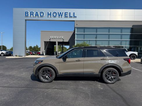 New 2026 Ford Explorer ST w/ Sun And Sound Package AWD/4WD image 1