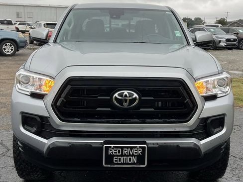 Used 2023 Toyota Tacoma SR image 3