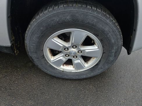 Used 2012 Jeep Liberty Sport image 25