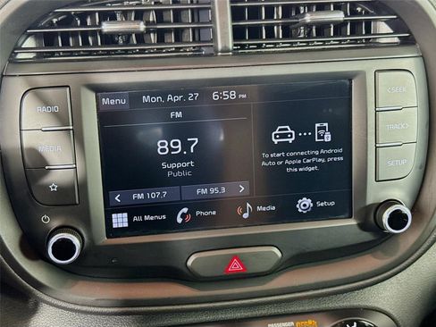 Certified 2025 Kia Soul LX w/ LX Technology Package FWD image 14
