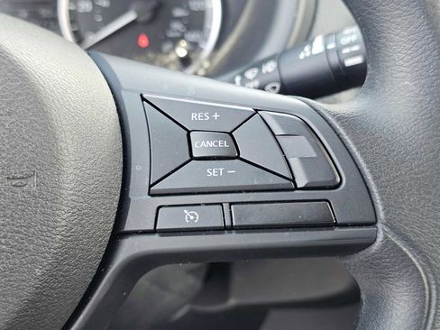 Used 2024 Nissan Kicks S image 21