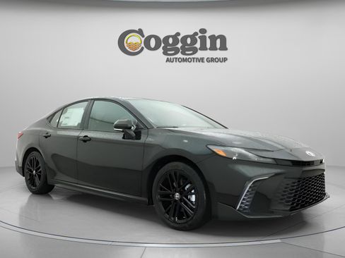 New 2026 Toyota Camry SE FWD image 25