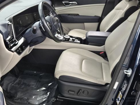 Certified 2023 Kia Sportage EX AWD/4WD image 10