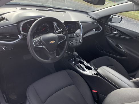 Certified 2024 Chevrolet Malibu LT image 9