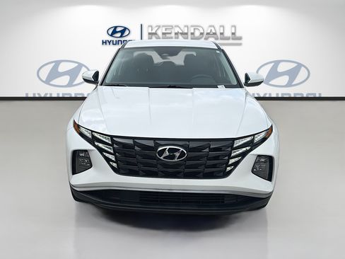 Used 2024 Hyundai Tucson SE FWD image 2