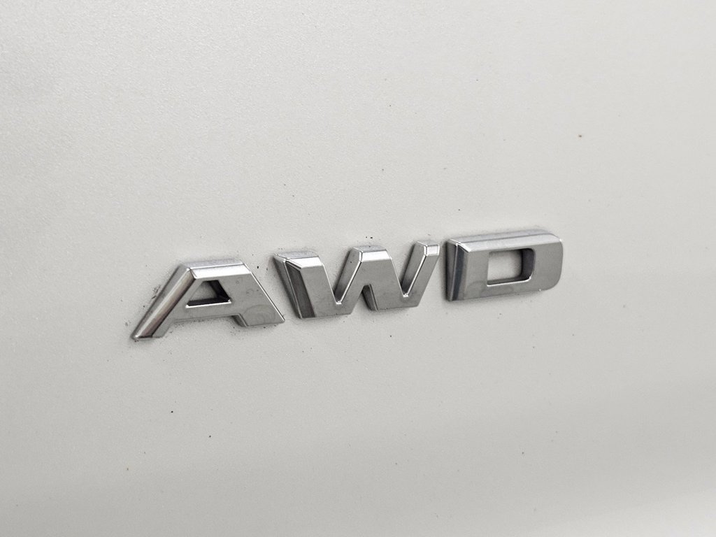 Used 2023 Cadillac XT4 Premium Luxury w/ Technology Package AWD/4WD image 36