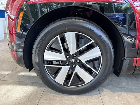 New 2026 Hyundai Ioniq 9 SEL image 9