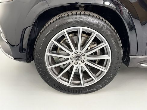 Certified 2022 Mercedes-Benz GLS 450 4MATIC image 31