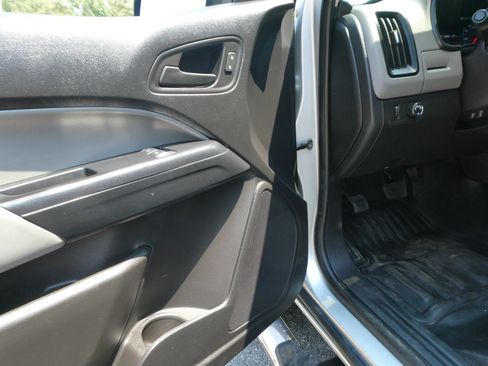 Used 2018 Chevrolet Colorado W/T RWD image 14