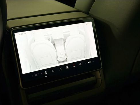 Used 2025 Tesla Model 3 Long Range RWD image 26