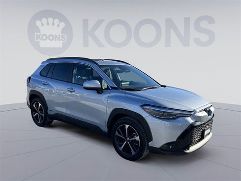 Used 2024 Toyota Corolla Cross XSE image 10