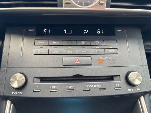 Used 2015 Lexus IS 250 image 36