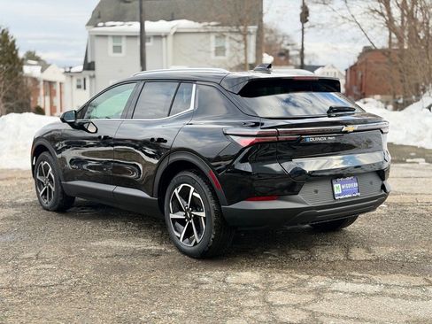 New 2026 Chevrolet Equinox EV LT image 4