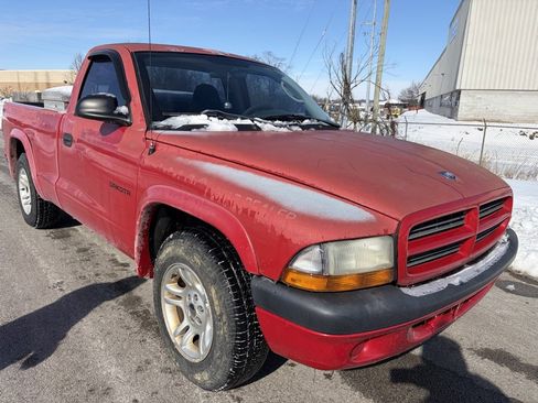 Used 2002 Dodge Dakota Sport image 2